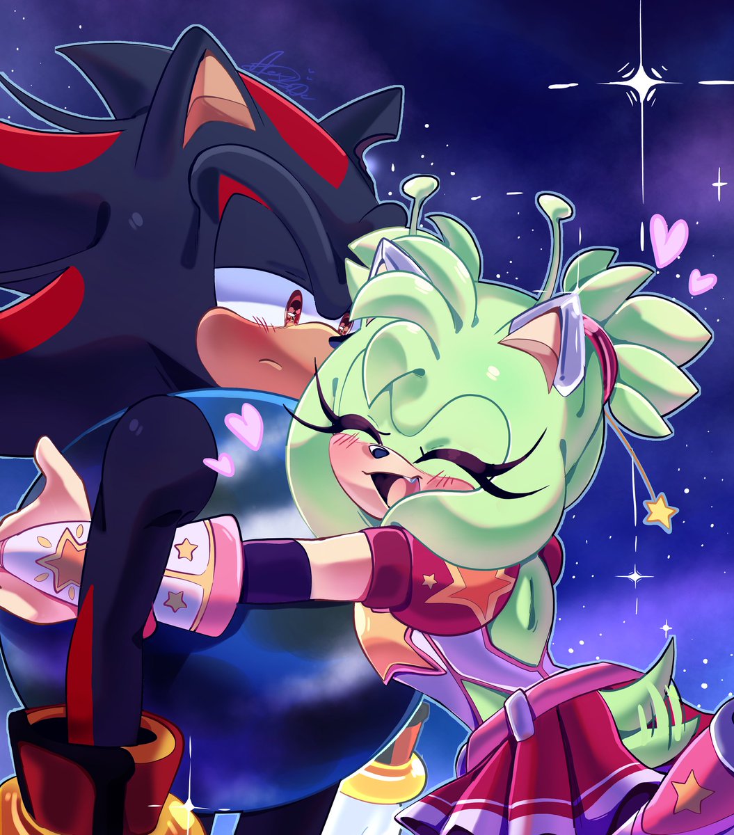 A cute alien has taken over the Earth 🤭
#shadamy #amyrose #shadowthehedegehog