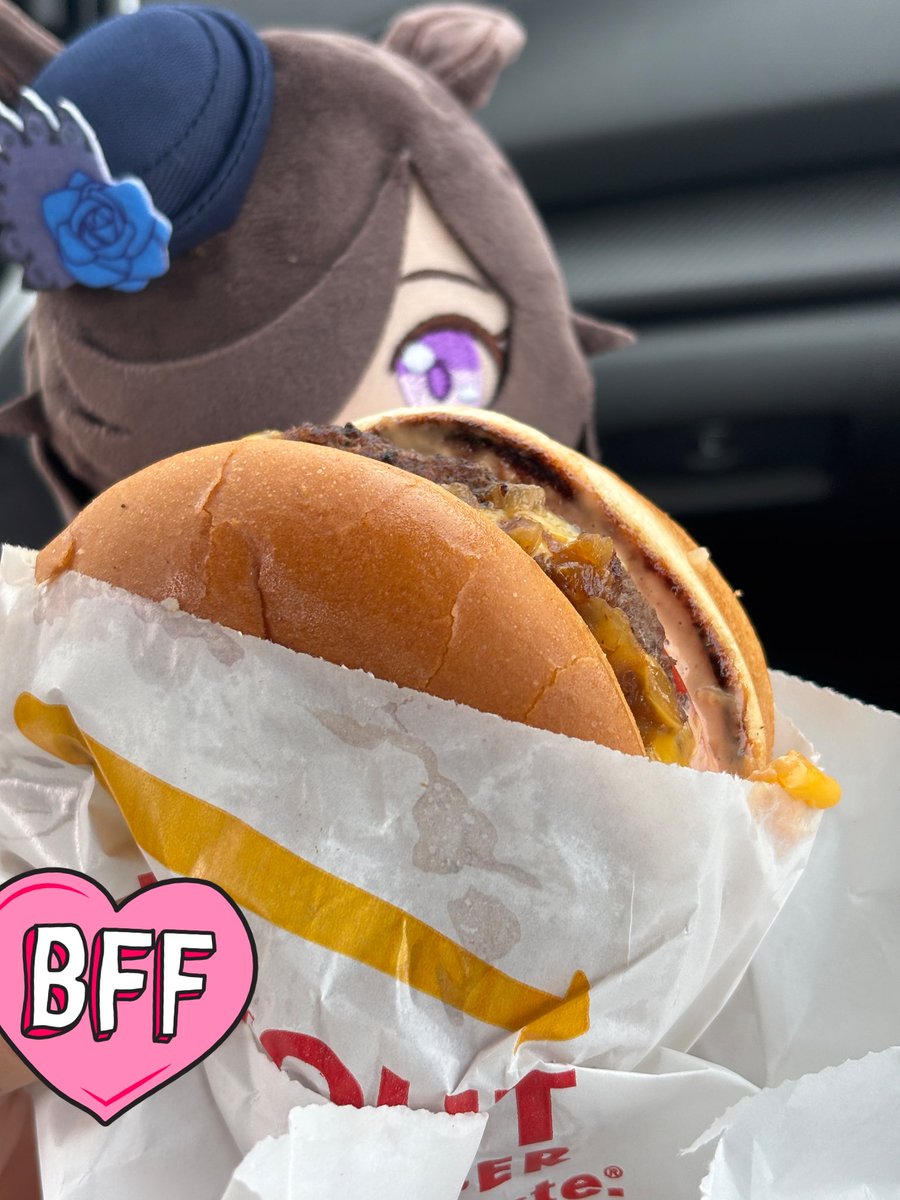 Rice tries In-N-Out 🍔 o(｀ω´ )o