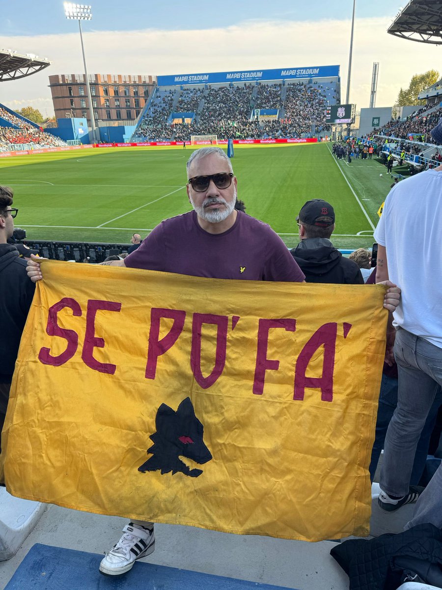 Si doveva vincere si è vinto !!!
Bravi tutti , stavolta proprio tutti. Io un nota la metto su Bryan e Lorenzo 💛❤️
E un Fratello che sta li ha il messaggio per tutti Noi