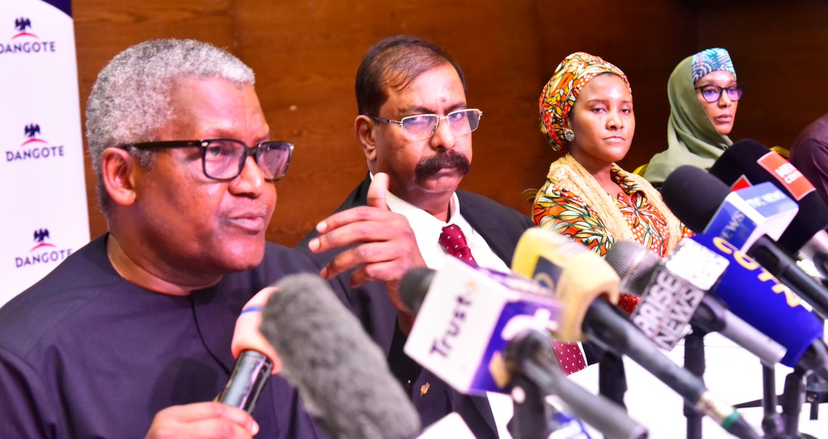 DangoteGroup's tweet photo. From left: Chairman, FBN Holdings Plc, Femi Otedola; Executive Director, Operations, Dangote Sugar Refinery Plc, Mariya Aliko Dangote; President/CE, Dangote Industries Limited Aliko Dangote; Group Executive Director, Commercial Operations, Dangote Industries Limited, Fatima Aliko Dangote; Vice President, Oil & Gas, Dangote Industries Limited, Devakumar Edwin; at the World Press Conference on the expansion of Dangote Petroleum Refinery and Petrochemicals from 650,000bpd to 1.4mbpd in Lagos on Sunday, October 26, 2025.