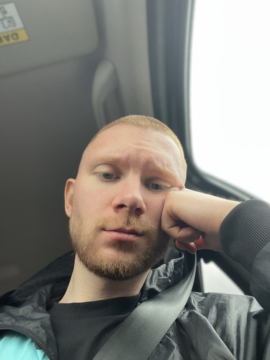 It’s giving ✨ „Stau“ ✨