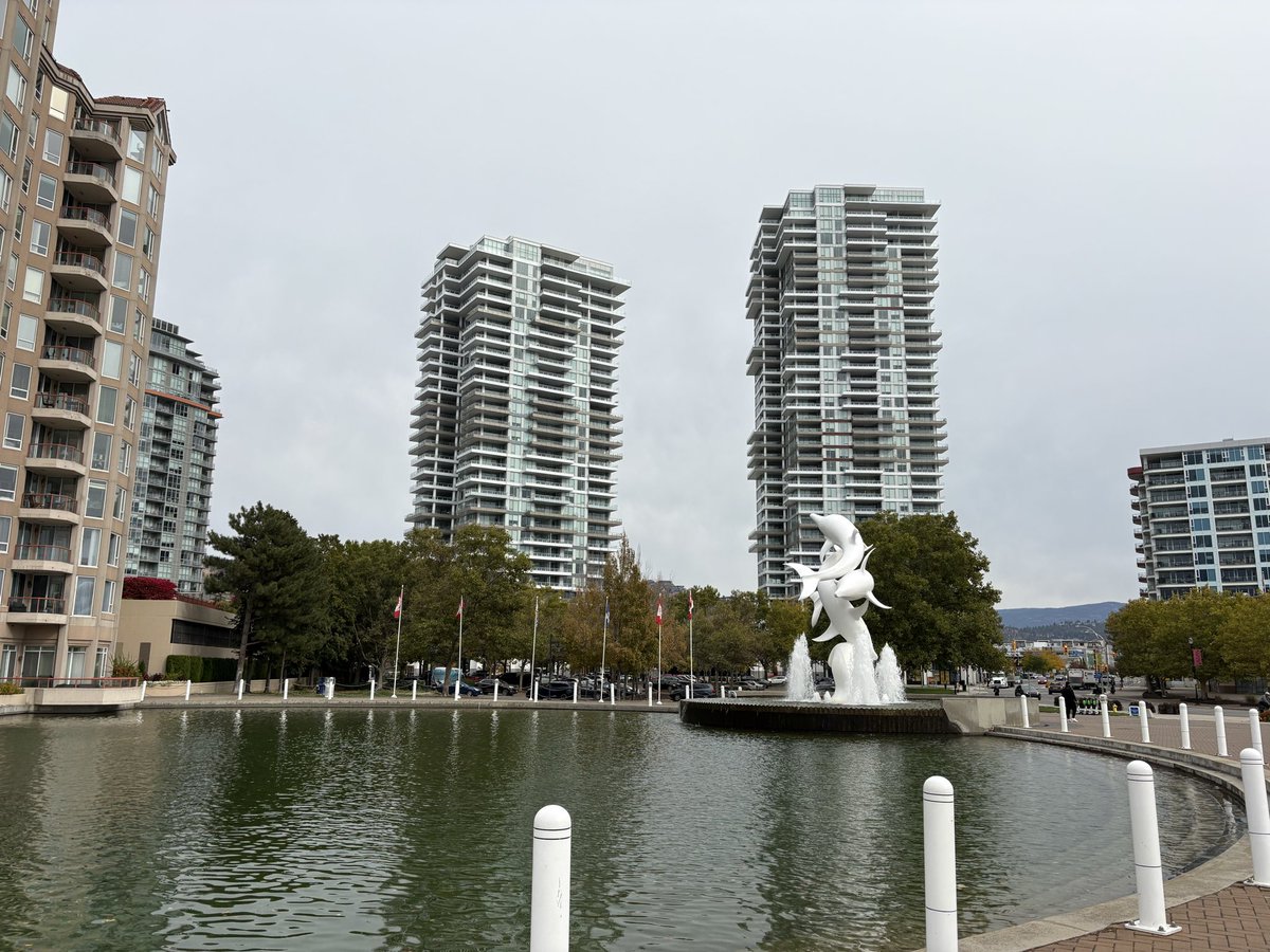 IanSymmonds's tweet photo. Was a beautiful yet quick visit to #Kelowna last weekend for CAIS strategic planning with their board. Lovely town. https://t.co/IBEgqruqmB