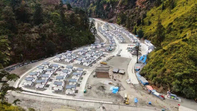 Sydusm's tweet image. Chinese makes villages encroaching our borders. Sanghis make fake ghats bordering toxic rivers.