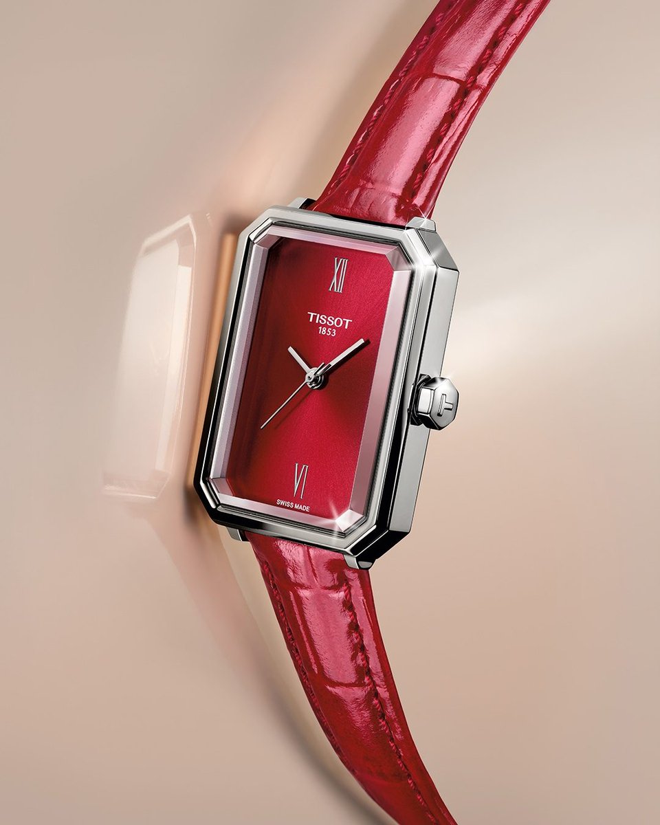 TISSOT's tweet image. Red watch, green park, golden hour. @agatheteyssier knows how to colour a moment. #Tissot #SRV