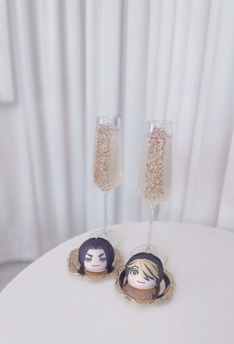 ♡ﾟ  　  　   + 　　　　　   　  ˚  
 　 　　　  · 　　  　　 　 ⊹

.　 ⊹　　　   ˚    ♡ﾟ  .