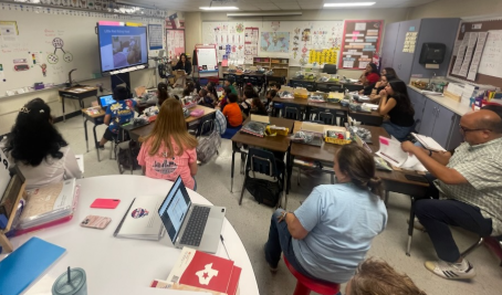 angcala's tweet photo. OWDL Literacy Learning Labs #1 at @BlackES_AISD, @Escamilla_AISD, @CarrollES_AISD, and @BusseyES_AISD provided professional opportunities where teachers explored and strengthened instructional skills in a supportive environment. Thank you 1st and 2nd Grade teachers, ISs, and DLCs https://t.co/u5e8JEAvXW