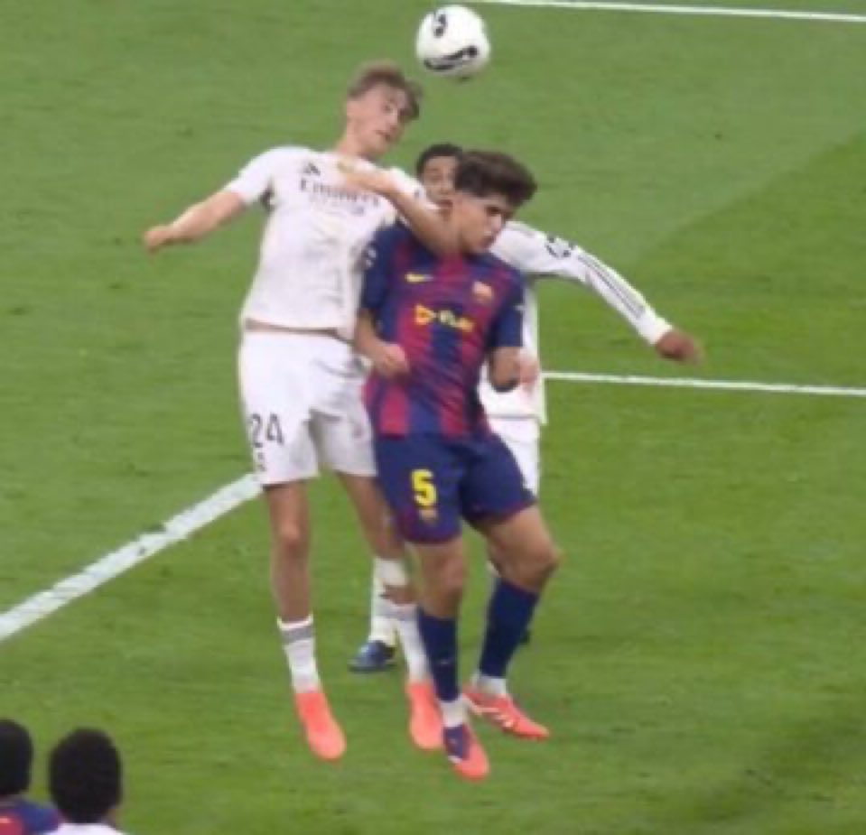totalBarca's tweet photo. Madrid’s Liga. https://t.co/rqDCd96NMv