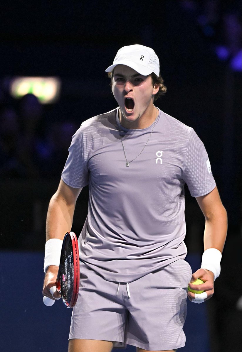 fonsecadailyy's tweet image. 🥳 🎉 JOÃO FONSECA É CAMPEÃO DO ATP 500 DE BASEL AOS 19 ANOS!