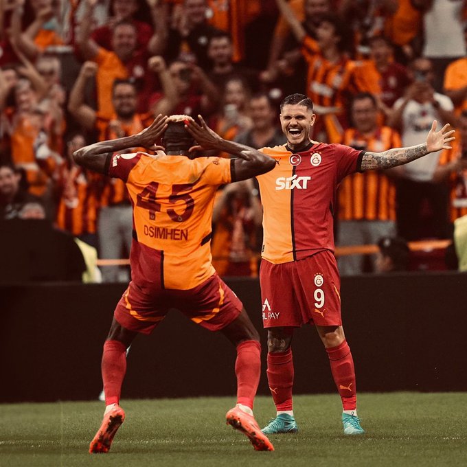 Dünyanın en iyi iki golcüsü Osimhen ve Icardi'dir, aksini iddia eden muhtemelen fenerbahçelidir 😅