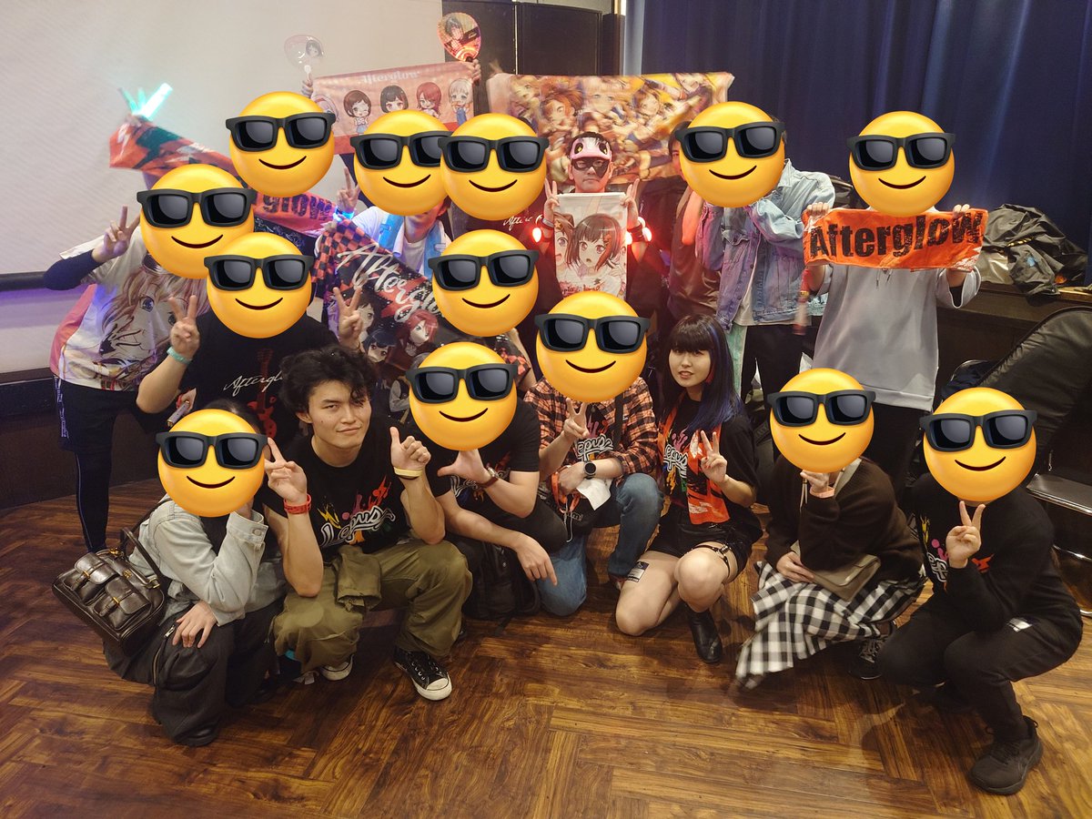 hii_710's tweet photo. 遅くなりましたが  #ばんふぃる ありがとうございました！！Lepusのモカギターでした🎸
バンド始めた頃からの密かな夢であった好きなアニメのコピバンでその聖地でライブをやる、遠征で関東でライブをするって言う2つの夢が一気に叶いました！！
ホントに最高のイベントに出させて頂き感謝です🙏 https://t.co/WsmfDMGe8d