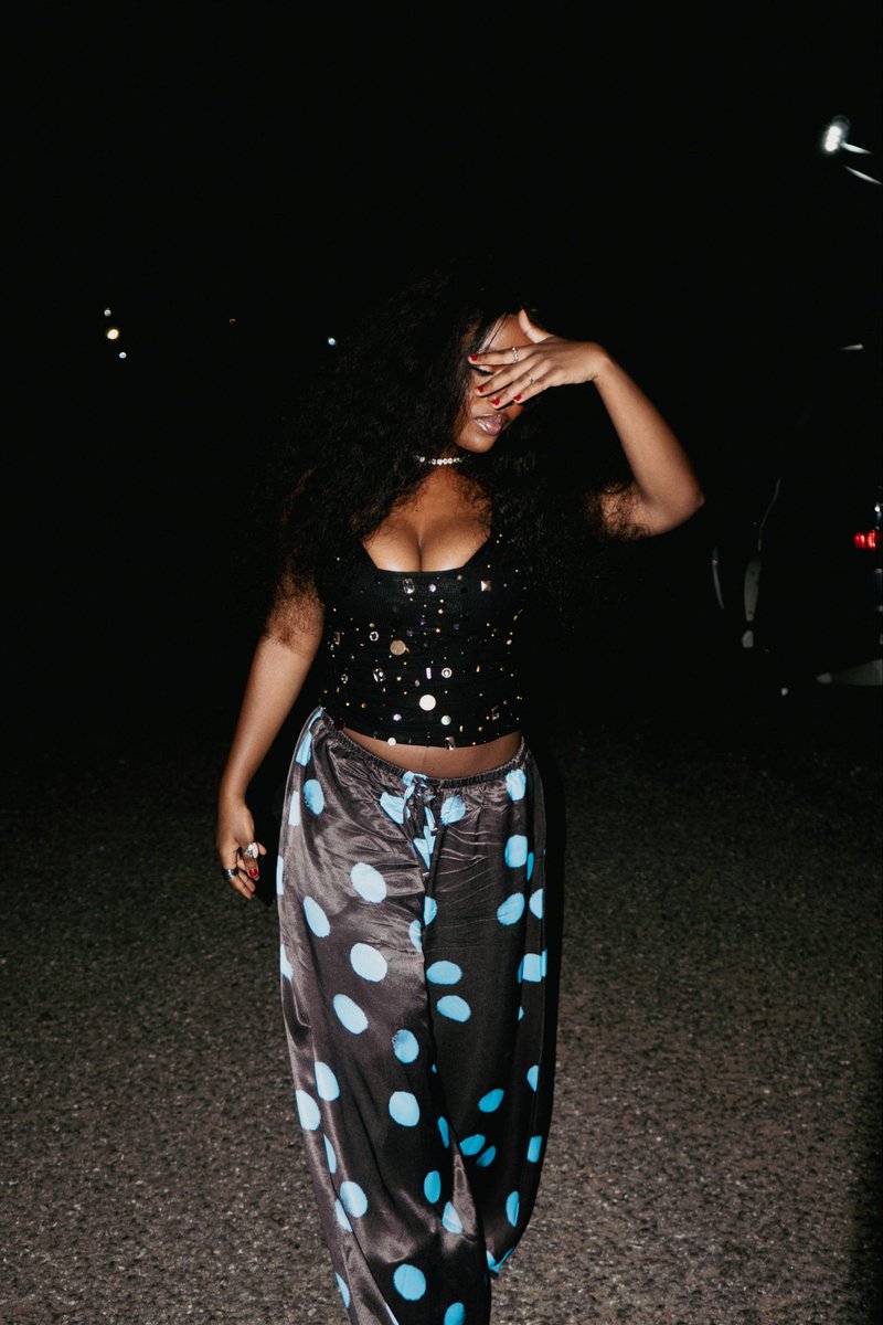 Gyakie_'s tweet photo. last night. 🤍 https://t.co/kBcwQrqgeQ