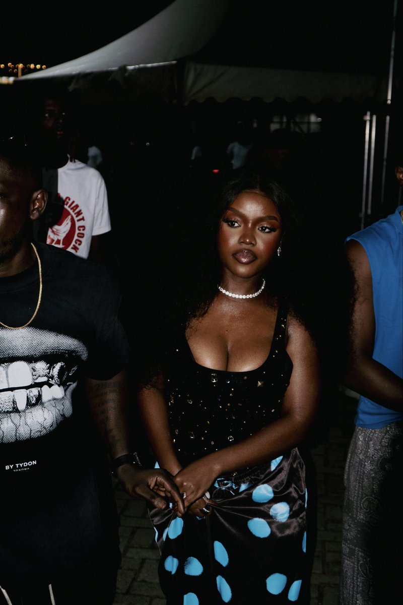 Gyakie_'s tweet photo. last night. 🤍 https://t.co/kBcwQrqgeQ