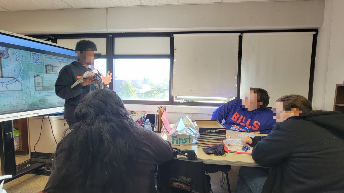 KyEdRPG's tweet image. On Friday, I was a guest of Sterling Harris's @WesternTheSTEM class "Creating Writing with #dnd." I'll be sharing more soon, but for now, wanted to give this innovative teacher & awesome students a shoutout! #kyedrpg #gamebasedlearning #kygoplay #AllinKY #KYILN #UnitedWeLearnKY