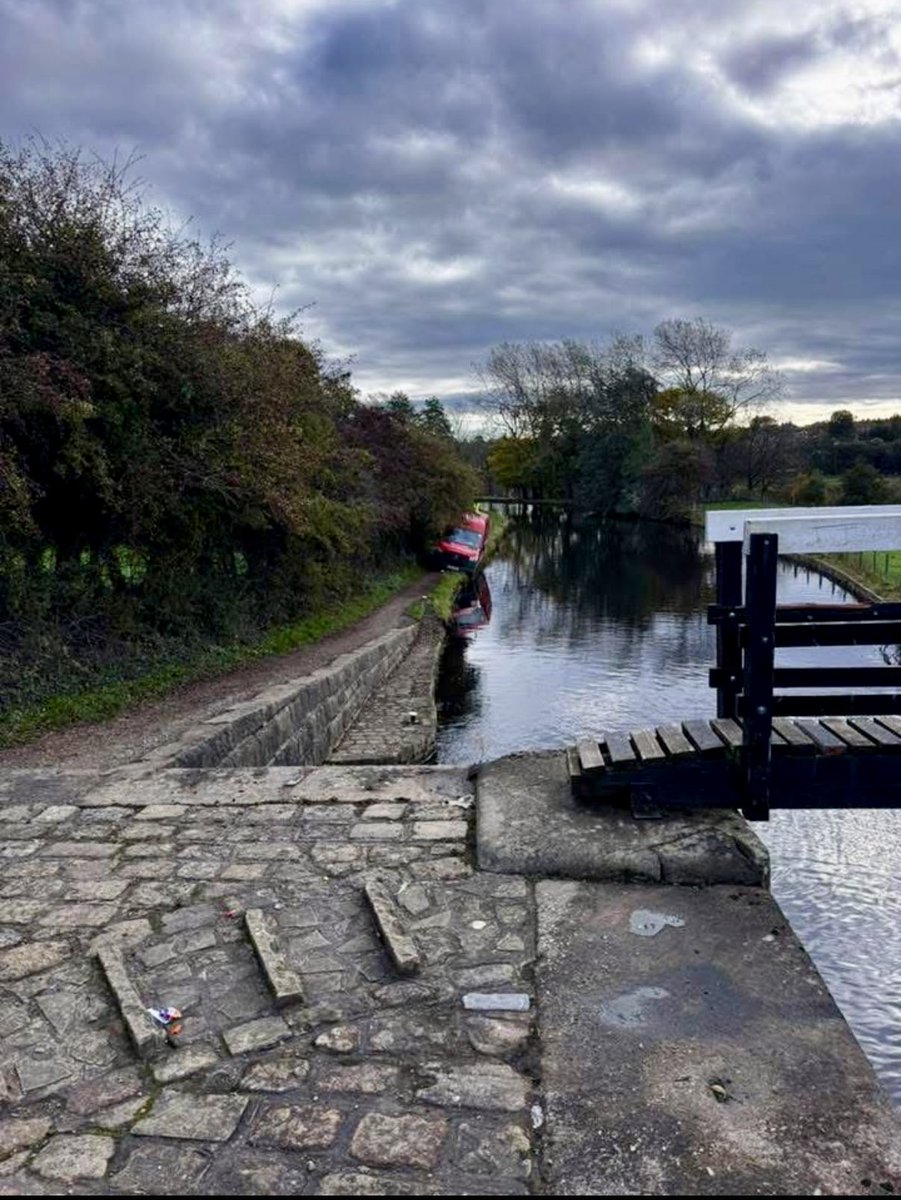 Lee from Manchester tweet media