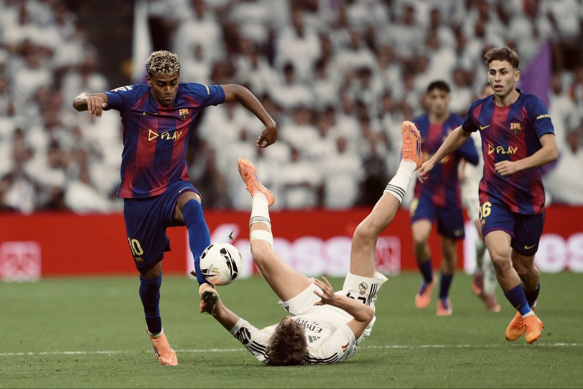 totalBarca's tweet image. Lamine Yamal wound up the entire nation of Spain only to do this?

👉 26 balls touched
👉 0 successful dribbles
👉 0 crosses
👉 1 shot (0.02 xG)
👉 7 ball losses