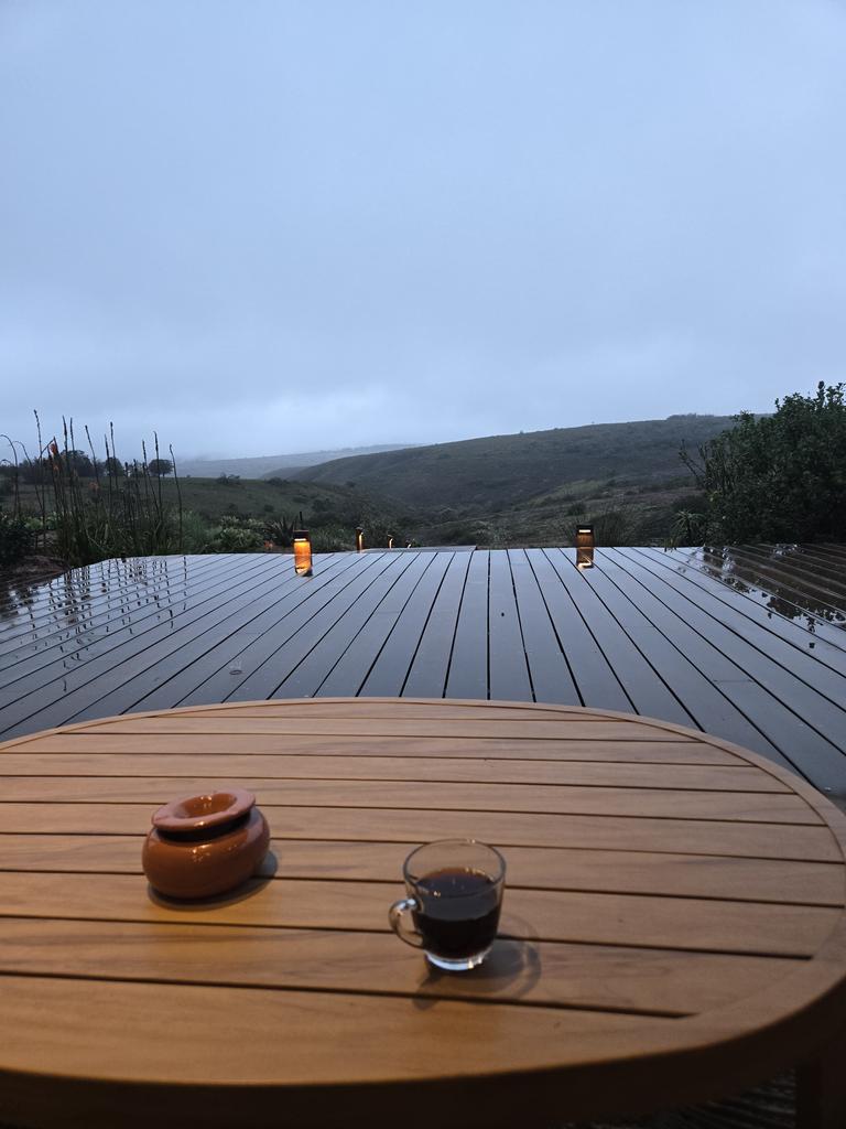 TravelBluez tweet media