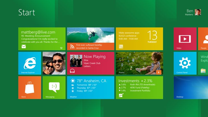 WindowsLatest's tweet image. 🎉 13 years ago today, Windows 8 was released to the world!
On October 26, 2012, Microsoft launched one of its most daring versions of Windows ever. It completely changed the way people interacted with their PCs. 
Instead of the familiar Start menu, we got the new Start Screen…