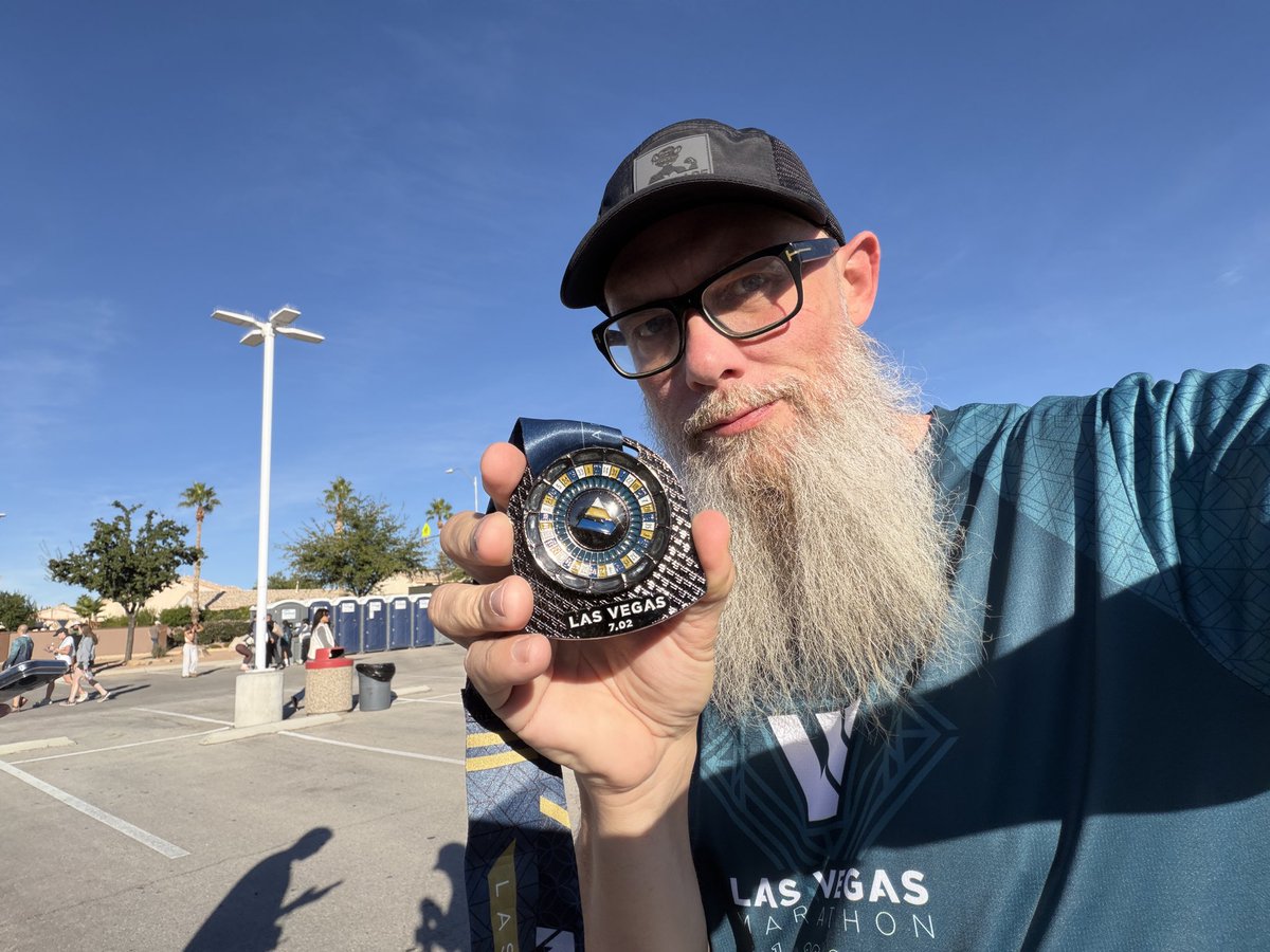 achimh.eth 🍌 spreading love ♥️ /dd tweet media