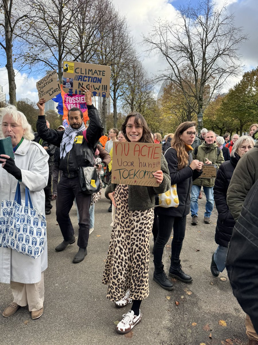 CarolineVerduin's tweet image. Voor een toekomst voor volgende generaties!

#klimaatmars