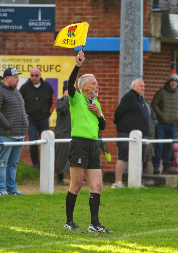 It's #Sunday stardom time from <a href="/MaccRugby/">Macclesfield Rugby</a> v <a href="/SheffieldRUFC/">Sheffield RUFC</a> in the <a href="/Natleague_rugby/">National League Rugby</a> as the crowd saw an action packed game, great rugby, excitement and maybe the worst (as in poorest quality) comment I've ever heard on a pitch "Mate, you're just an F'in wet wipe"! With <a href="/RFU_Refs/">England Rugby Match Officials</a>