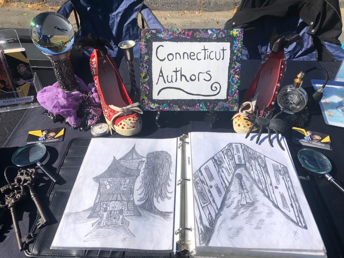 Jess and Stephanie tweet media