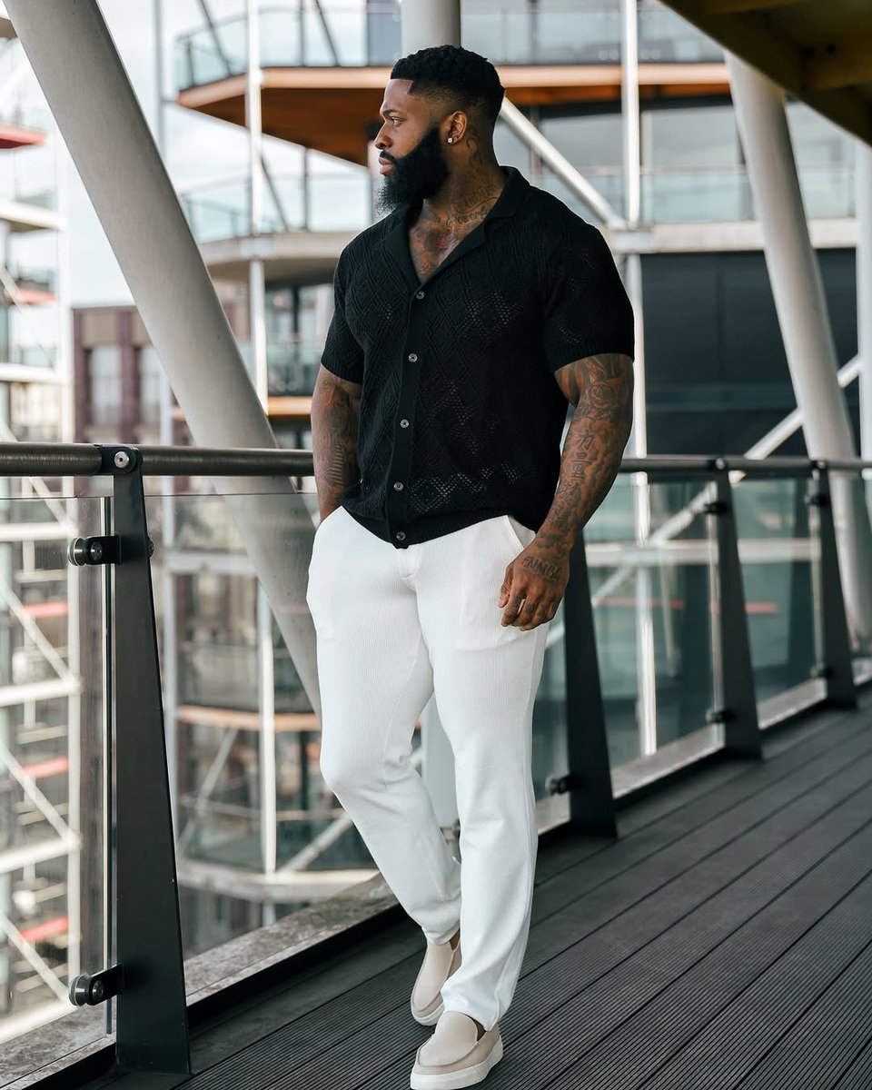 thebigwriter_'s tweet image. 😈