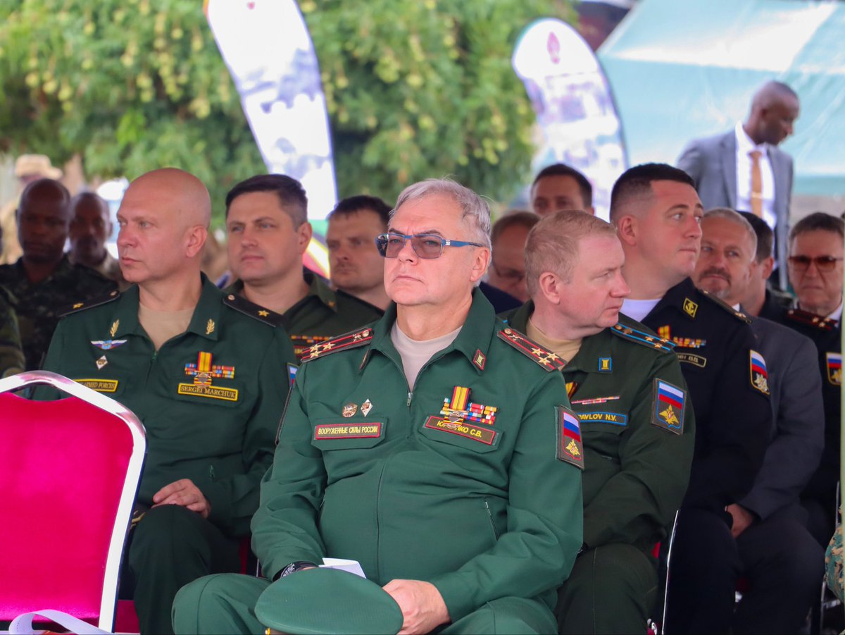 KampalaPost's tweet photo. Russia Donates Shs184 Billion Military Equipment to Uganda https://t.co/TBlFnnmPPb https://t.co/APPTpyT74S