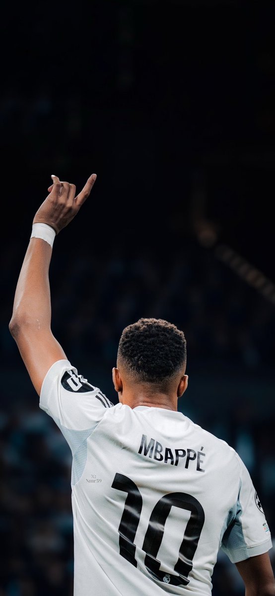 IbrahimHalipha's tweet photo. ICONIC 🤍

#RealMadrid https://t.co/vDioSHB7b6