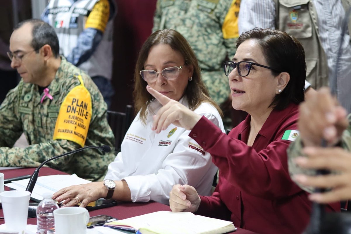 Participaron <a href="/Defensamx1/">@Defensamx</a>, <a href="/SEMAR_mx/">SEMAR México</a>, <a href="/CFEmx/">CFEmx</a>, <a href="/SSalud_mx/">SALUD México</a>, <a href="/IMSS_Bienestar/">IMSS Bienestar</a>, <a href="/conagua_mx/">Conagua</a> y <a href="/SICTmx/">SICT México</a>, además de dependencias del <a href="/GobiernoVer/">Gobierno de Veracruz</a>, reforzando el trabajo conjunto para mantener atención directa a la población y continuidad en las labores de recuperación.