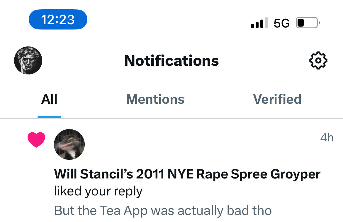 lightninggtwice's tweet image. Feeling validated like a fat sorority girl getting 100+ “slay queen” comments