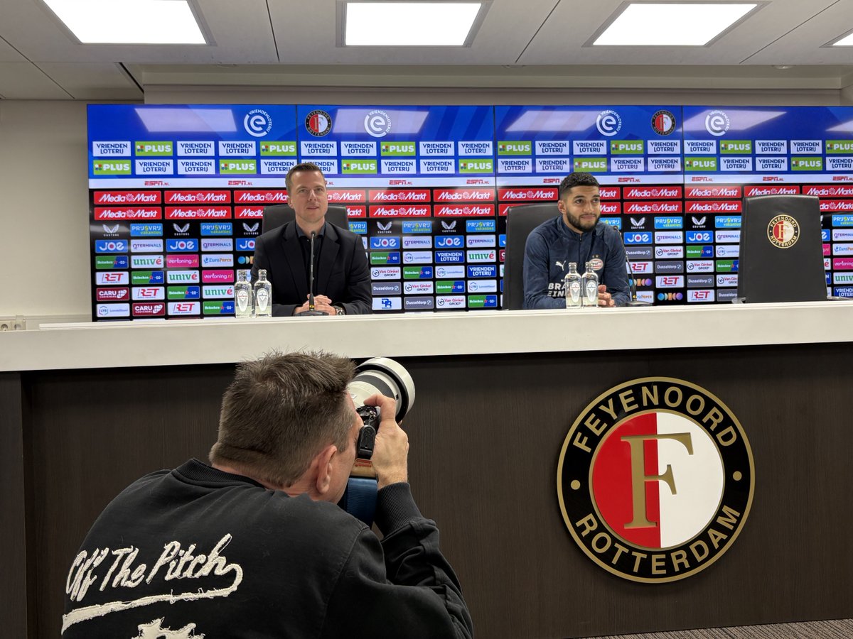 JeroenKapteijns's tweet image. Op de vraag wat hem tot de speciale prestatie in De Kuip heeft gebracht, antwoordt Ismael Saibari: ,,Ik denk dat de uurwisseling me heeft geholpen. Het extra uurtje slaap heeft me goed gedaan”, grapt de PSV’er. #feypsv