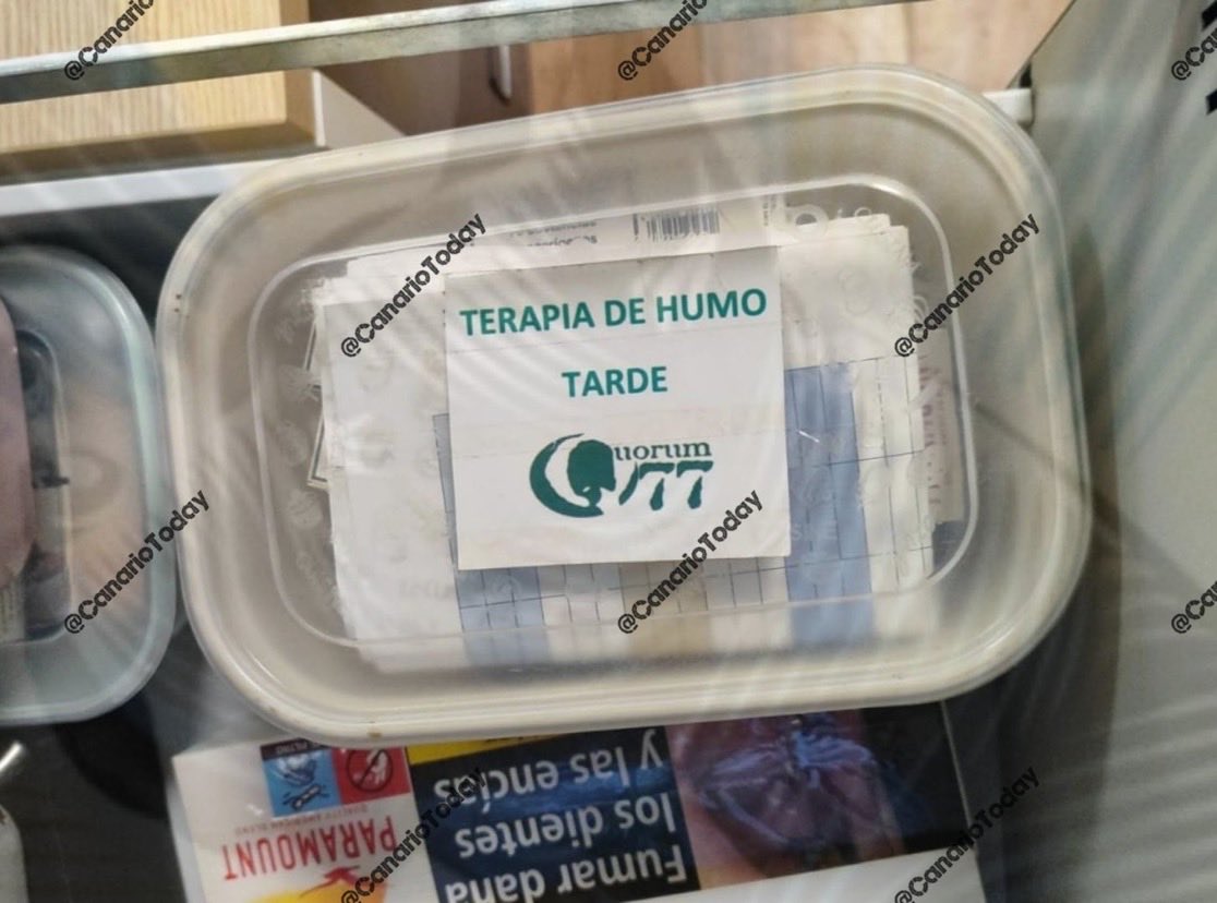 ʜᴇʀQʟᴇs (@herqles_es) on Twitter photo 🇪🇸 | La cuenta patriota Canario Today muestra pruebas de las 'terapias de humo' que lleva meses denunciando:
Dinero público que se gasta en comprar tabaco a MENAS, para tratar de evitar su mal comportamiento y aunque es delito al ser menores. Se les entregan cigarros por parte 🇪🇸 | La cuenta patriota Canario Today muestra pruebas de las 'terapias de humo' que lleva meses denunciando:
Dinero público que se gasta en comprar tabaco a MENAS, para tratar de evitar su mal comportamiento y aunque es delito al ser menores. Se les entregan cigarros por parte