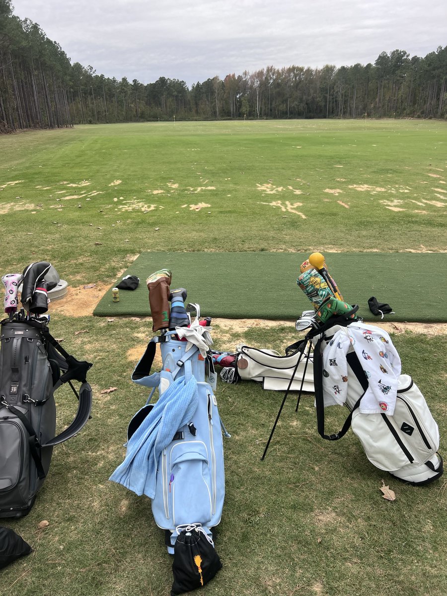 Getting to spend the day out at Broomsedge with <a href="/DawgsandGolf/">Bishop</a>