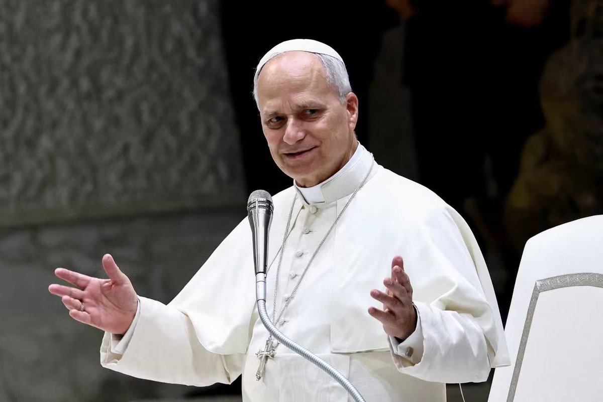 Gilles Klein (@gillesklein) on Twitter photo 🇫🇷 Le retour de la messe en latin à Saint-Pierre de Rome samedi 25 octobre. Une première depuis l’interdiction du pape François en 2022. Cette messe peut attirer des fidèles de tous les horizons, des jeunes, etc.. (Le Monde)
 lemonde.fr/idees/article/… 🇫🇷 Le retour de la messe en latin à Saint-Pierre de Rome samedi 25 octobre. Une première depuis l’interdiction du pape François en 2022. Cette messe peut attirer des fidèles de tous les horizons, des jeunes, etc.. (Le Monde)
 lemonde.fr/idees/article/…