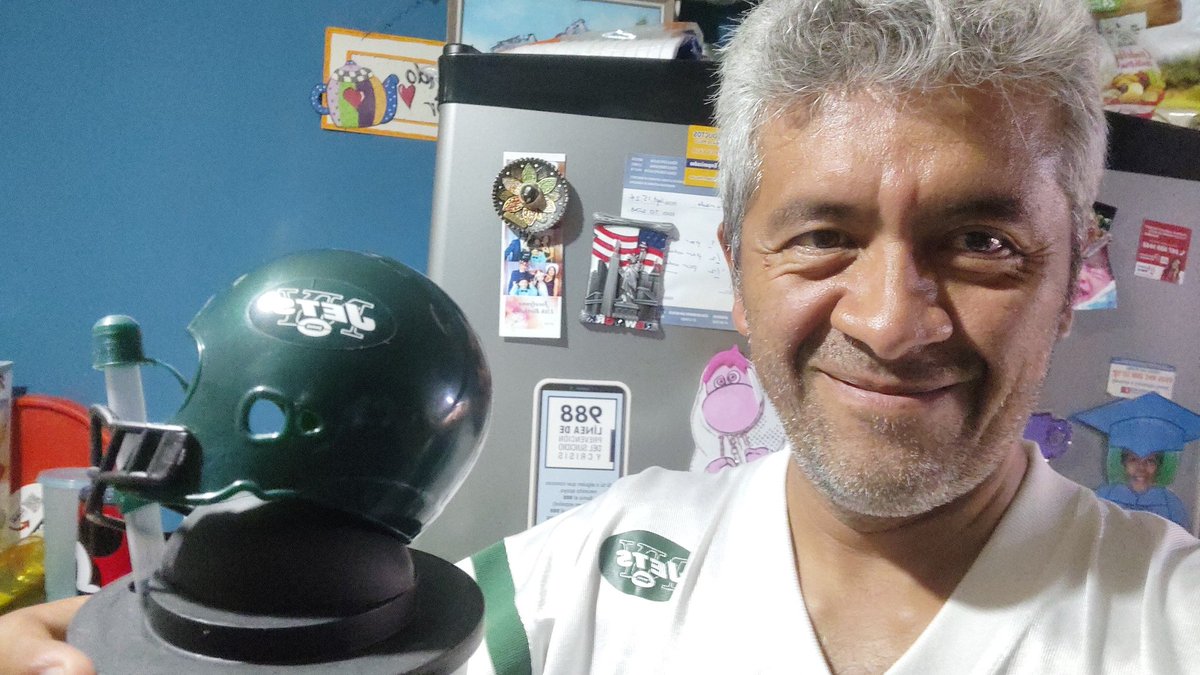 nortel_23's tweet photo. #NFLEnTelevisa Ganaron los Jets , Mis Jets de #TodaMiVida https://t.co/aXRV9bNQLq