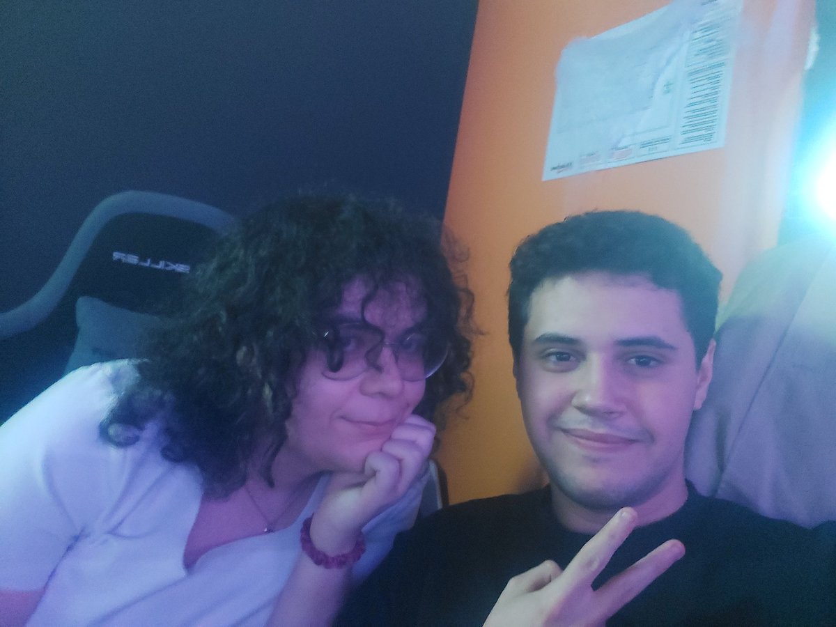 You better fear us....we are the 2 AWT point holders in Rome...fight us if you dare 🐺🐺🐺