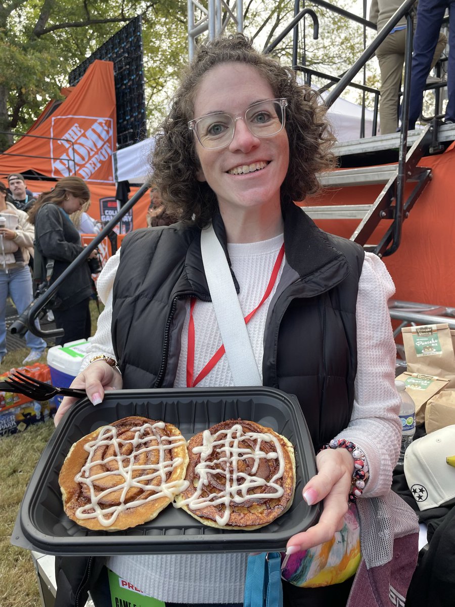 Before turning to Week 10, I have to say how incredibly meaningful this week was. To return to <a href="/VanderbiltU/">Vanderbilt University</a> for <a href="/CollegeGameDay/">College GameDay</a> was truly full circle &amp; special

S/O to <a href="/VandyFootball/">#9 Vanderbilt Football</a>, <a href="/Coach_Lea/">Clark Lea</a>, <a href="/VandyAD/">Candice Storey Lee</a>, <a href="/VandyNCC/">National Commodore Club</a>, <a href="/PancakePantry/">Pancake Pantry</a> &amp; *many* more for the BEST trip back to West End