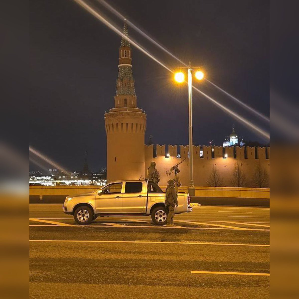 ⚡️A photo of a russian mobile fire group spotted right near the kremlin is spreading online.

👉Follow
<a href="/blyskavka_ua/">BLYSKAVKA</a>