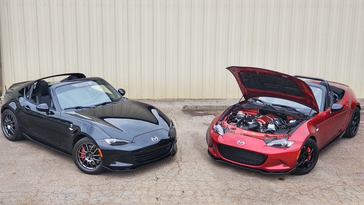 3SP_posts's tweet image. "Always bet on black"
--Wesley Snipes in the action classic "Passenger 57"

We're not so sure about that!!.....check out the latest client car in Soul Red Metallic. Looks like a winner if you ask us. 

What do you think? Are you with Wesley on this one? 

#MiataSS #V8 #LS3…