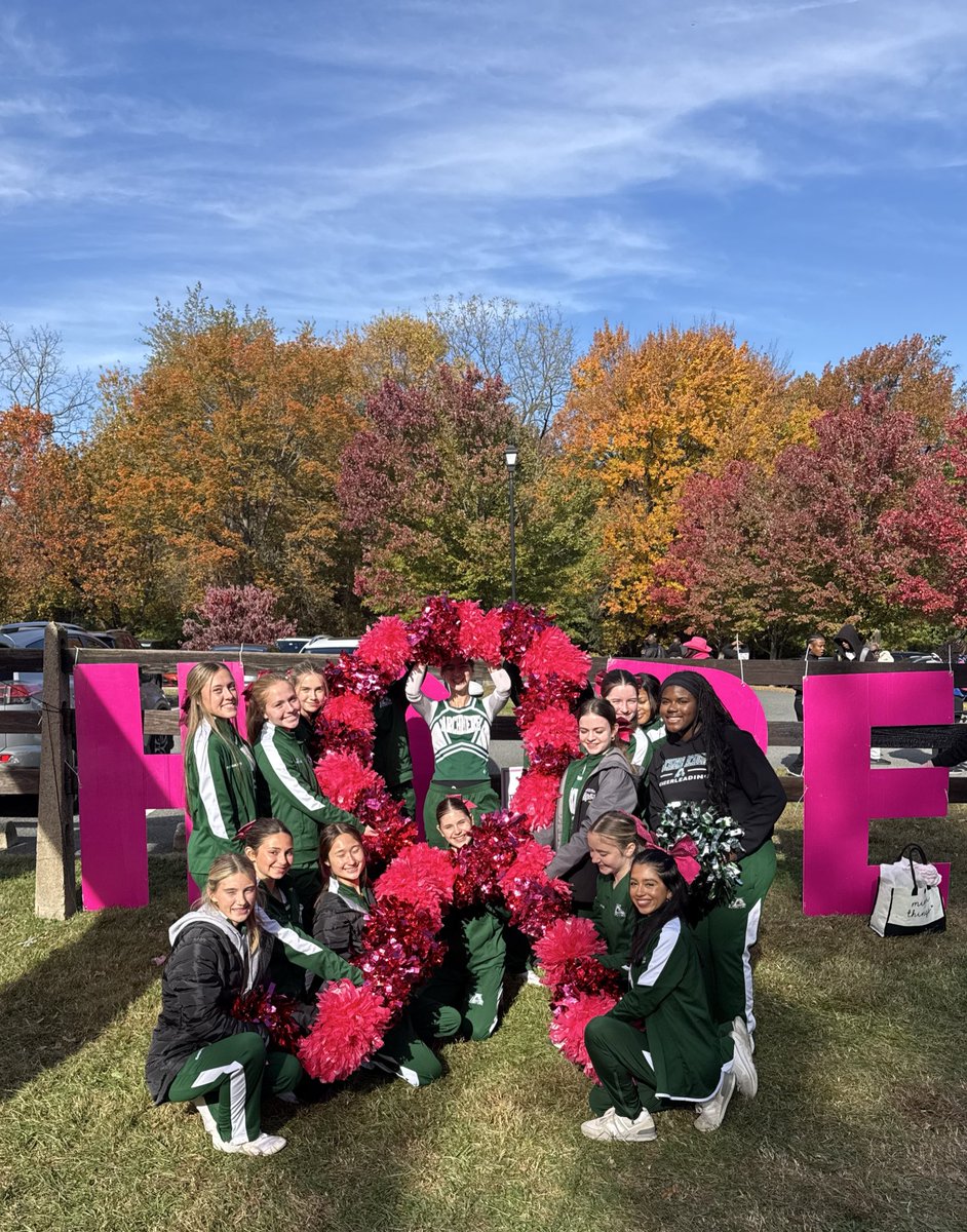 AlwaysWright721's tweet photo. Grateful to support @MakingStrides Delaware for the 3rd year in a row! Thanks to some of the @AuksFootball team for joining us and supporting these amazing survivors and thrivers!🎀 https://t.co/BXR1iEohP9