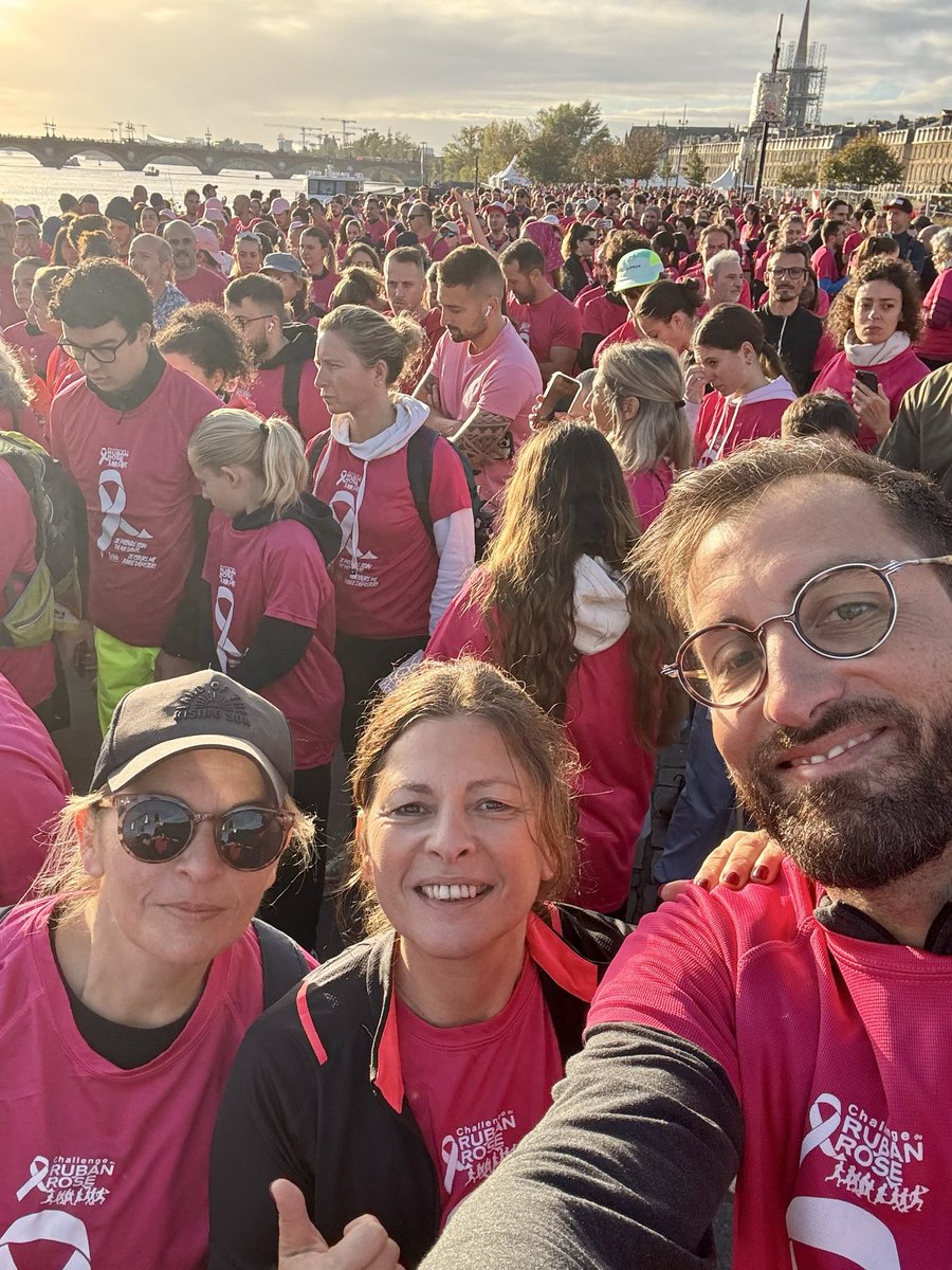 AlexMartin33000's tweet image. Ce matin, Bordeaux s’est parée de rose 💕 🎀
Un moment de solidarité et de vitalité partagée pour une cause qui nous concerne toutes et tous.
Ces mobilisations rappellent combien le collectif peut faire bouger les lignes 💪
#RubanRose #OctobreRose #Bordeaux #Solidarité #Ensemble