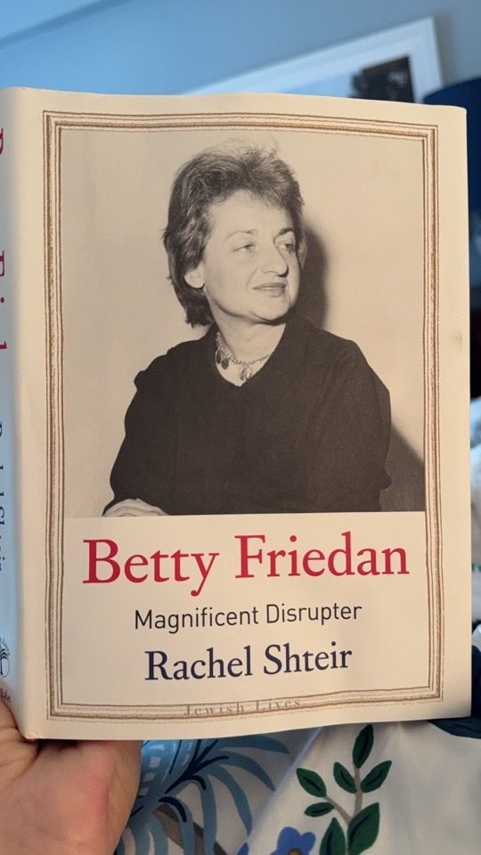 Adriana Kertzer tweet media