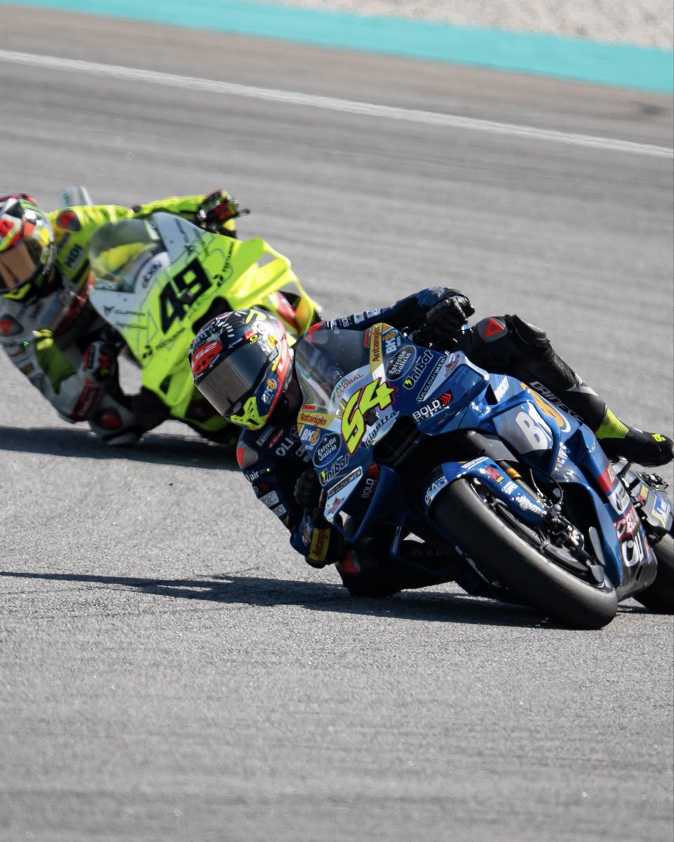 RACE - DNF | Not the best way to end a weekend in which we’ve been really competitive. We’ve learned a lot, now it’s time to go home 

Praying for José Antonio and Noah 🙏🏻

#Aldeguer54 #MotoGP #MalaysianGP