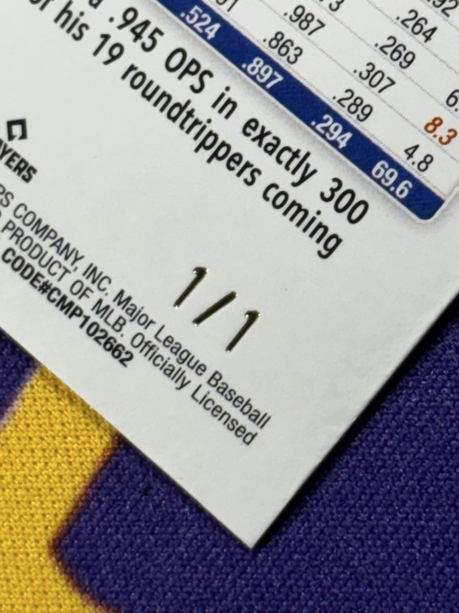 Super cool one in yesterday.

Mookie Betts 2025 Topps First Card 1/1.

#LetsGoDodgers #KBKsCards