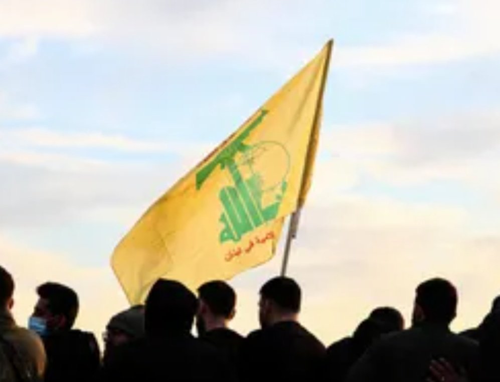 الخلاصة: 
حزب الله باق و المقاومة مستمرة 
و هذه الراية سنسلّمها لصاحبها صاحب الزمان.
#الشيخ_الامين