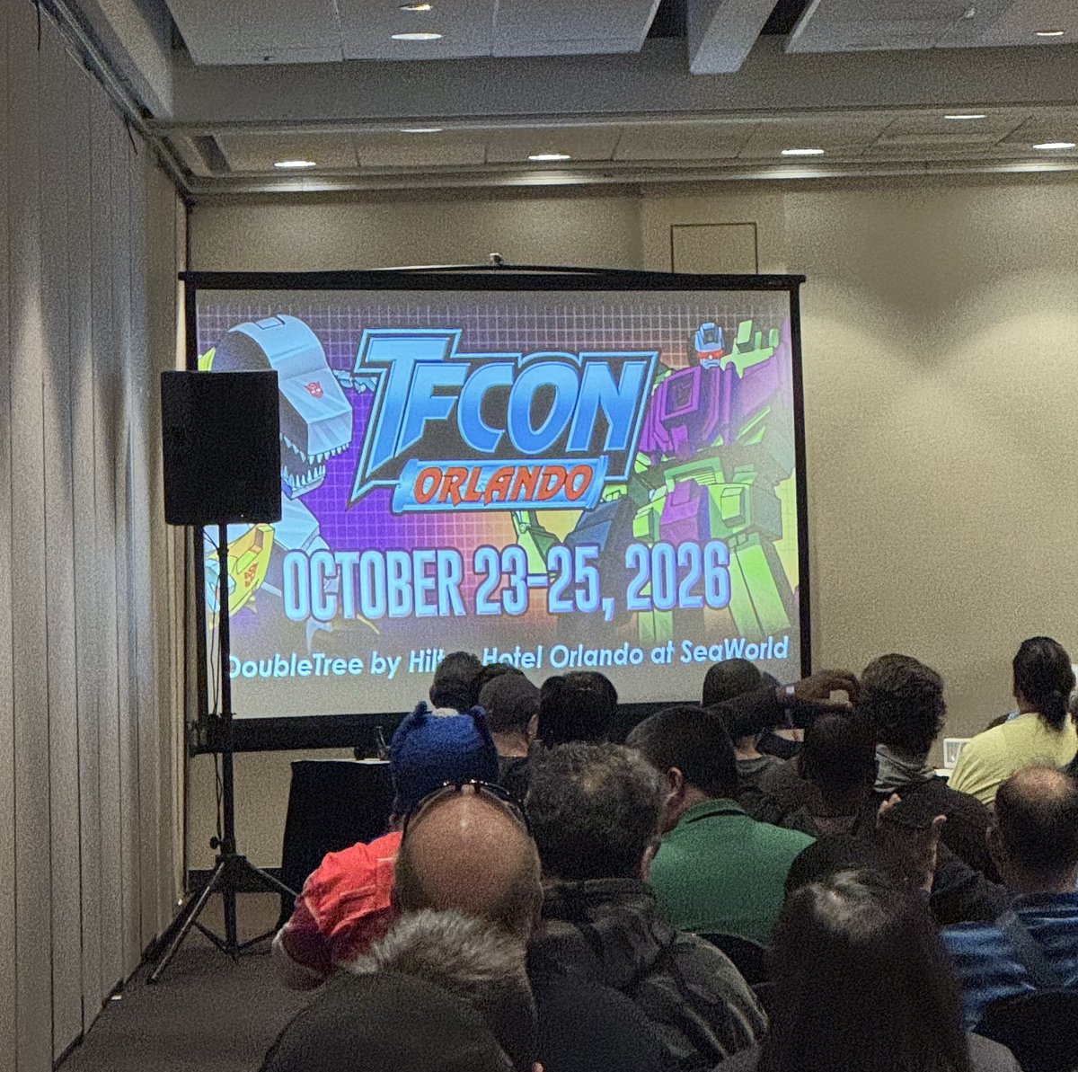 Well wow, despite what I’d been told the next con is in Orlando. #TFcon