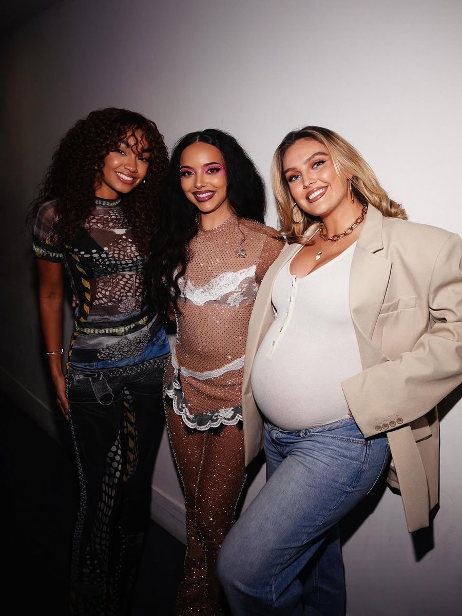 Little Mix reunite in new photo at JADE’s show in London.
