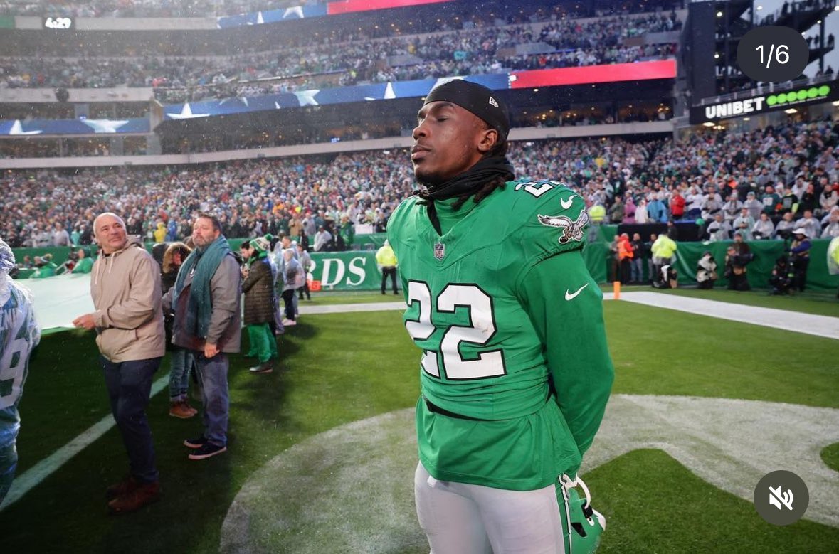 Lazerus's tweet image. The streets is saying it’s Ringo szn after this game 

0 targets
0 catches
100% snaps