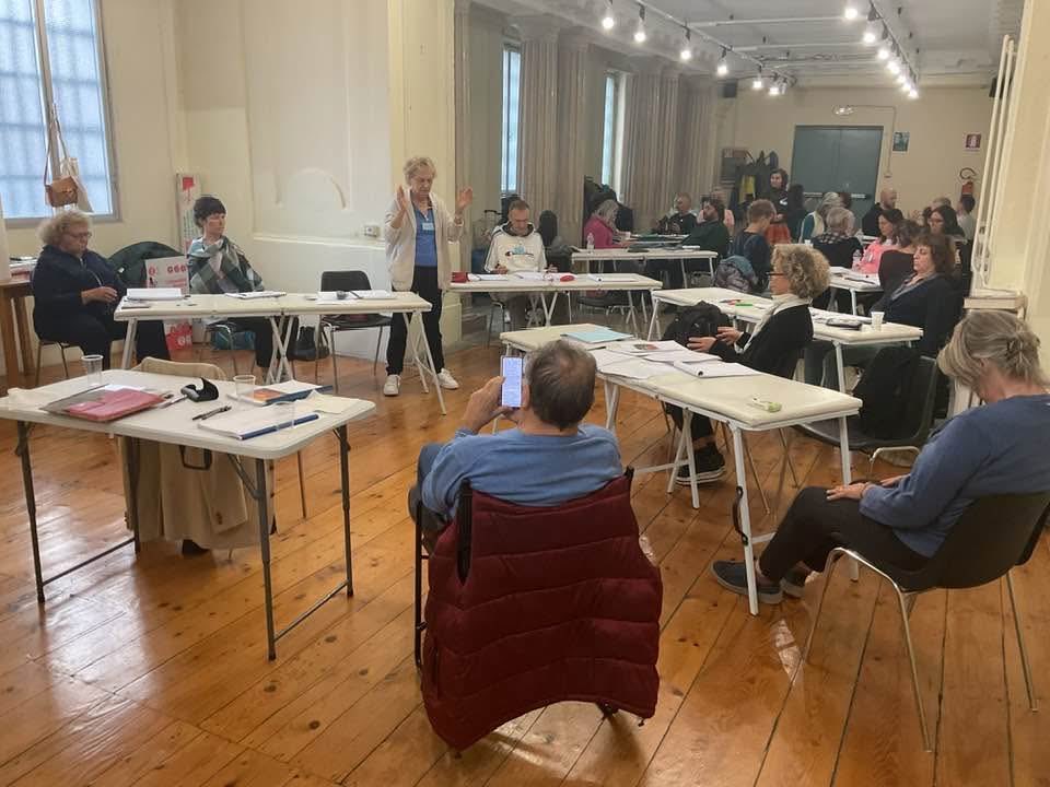 вайб мого життя: я і літні люди 

я і моя дружба з 50+