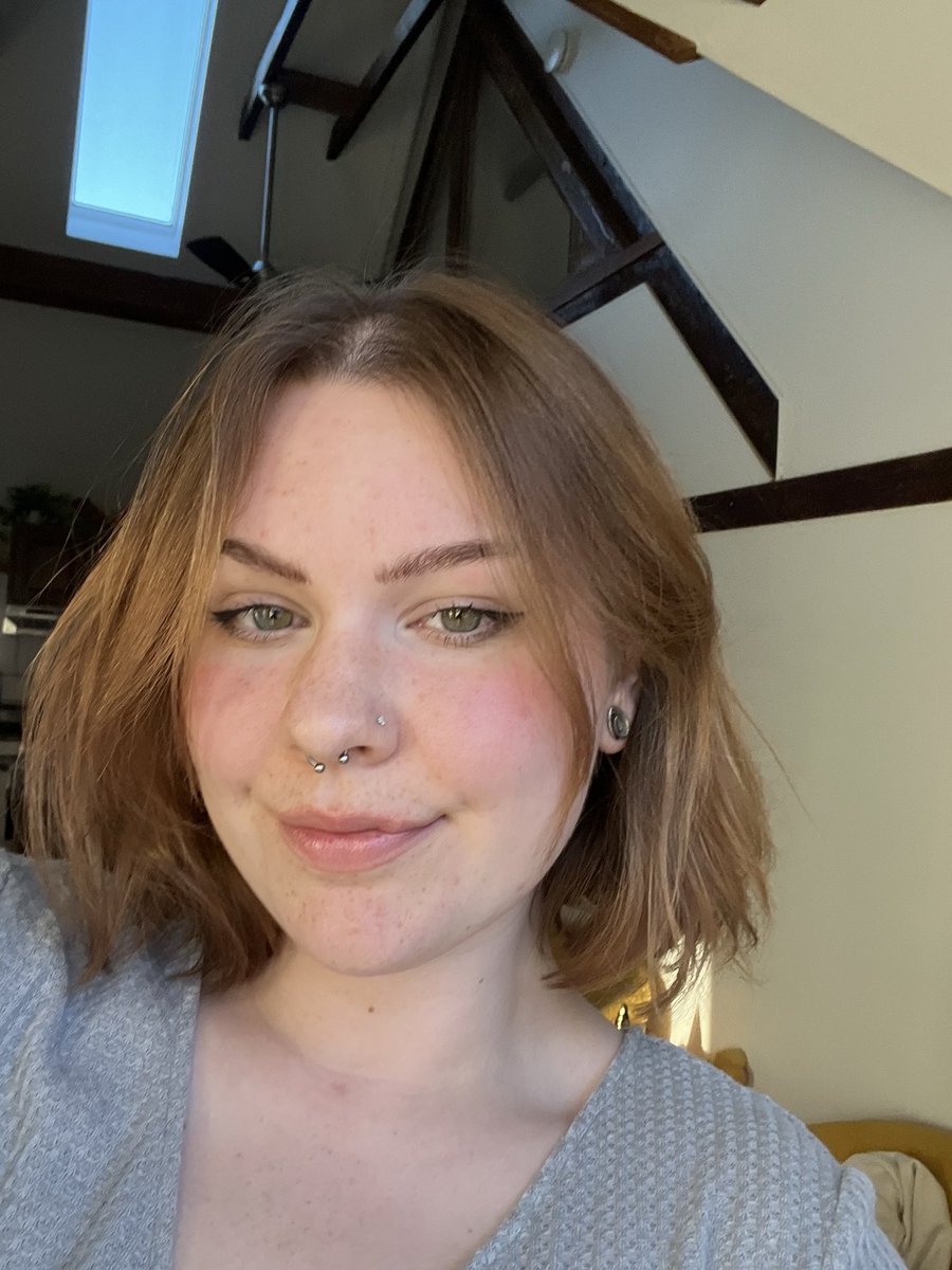 em 🗡️ tweet media